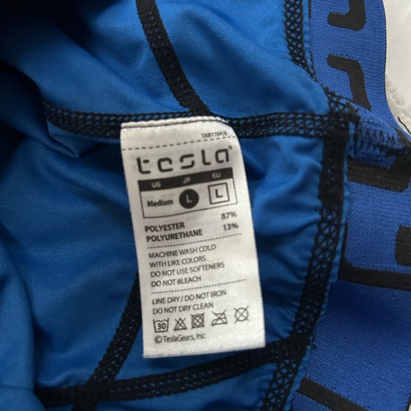 Men’s Blue Camo Compression Pants - Picture 3 of 3